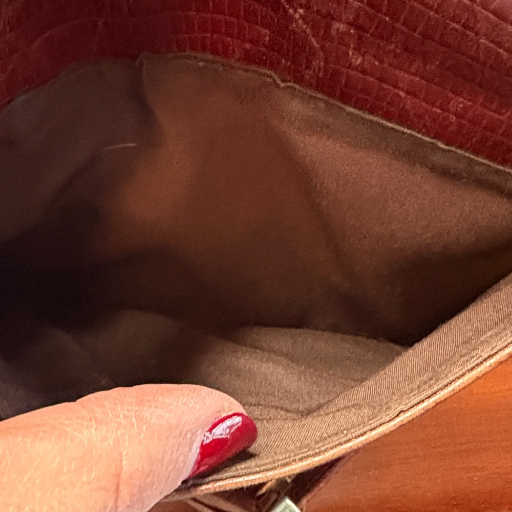Vintage Etienne Aigner Brown Crossbody Bag - Picture 8 of 9